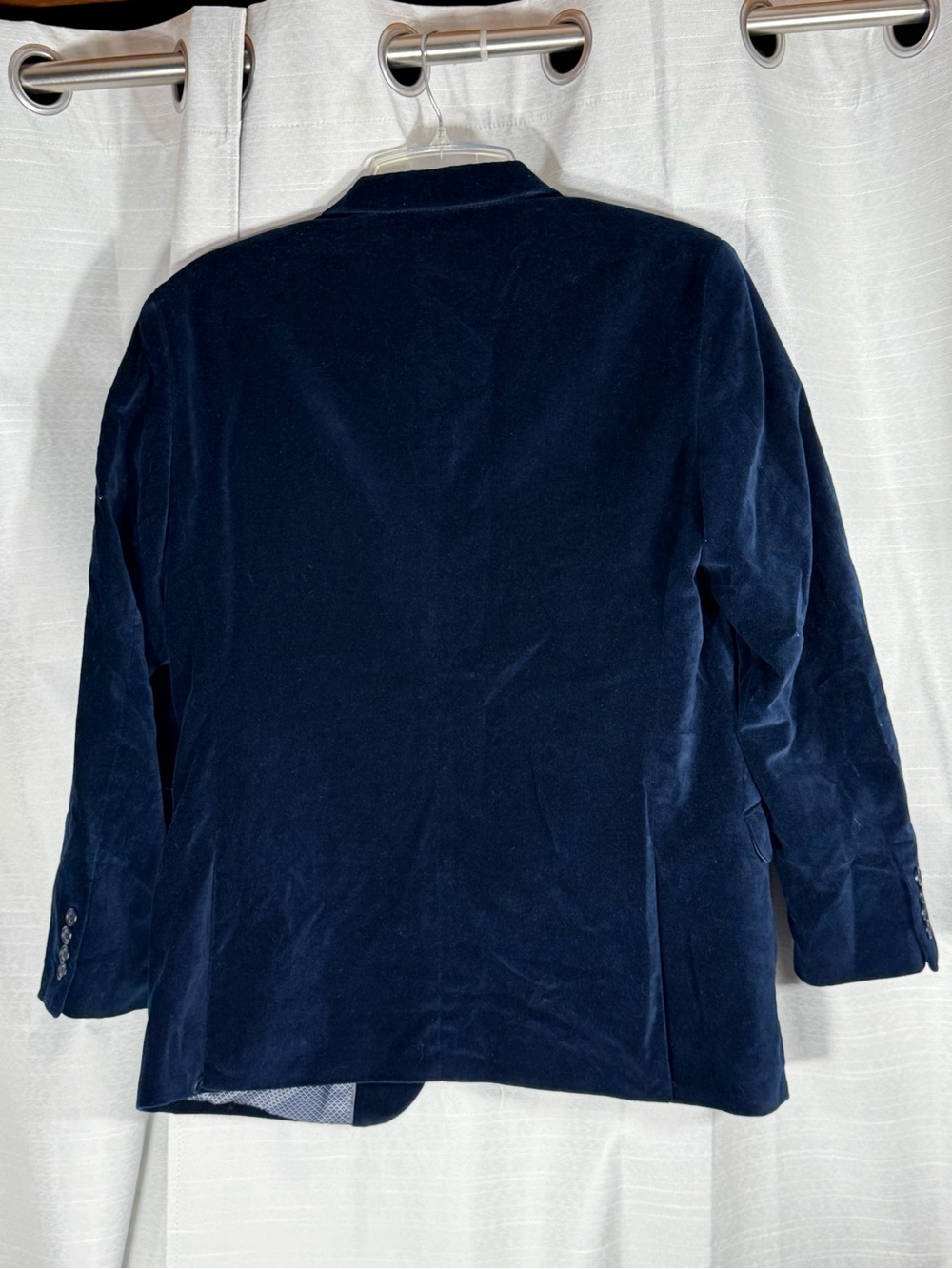 Madison Modern Fit Luxe Velvet 40R Men's Navy Blazer - Classic Two-Button Jacket - Picture 3 of 5